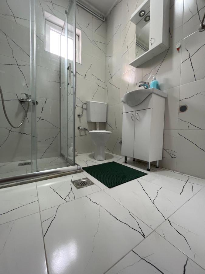 Aloha Apartment Novi Pazar Esterno foto