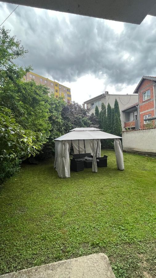 Aloha Apartment Novi Pazar Esterno foto