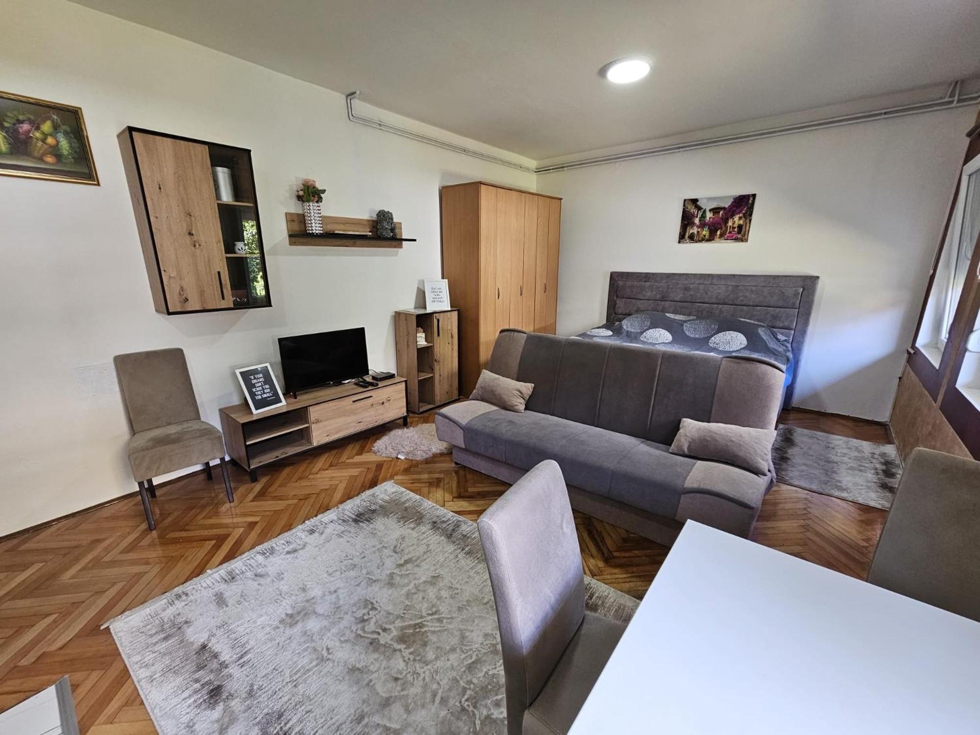 Aloha Apartment Novi Pazar Esterno foto